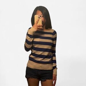 Active cream and navy blue sweater